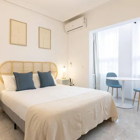 דירה Urban Oasis Minimal Design A.c. Perfect Location טורבייחה