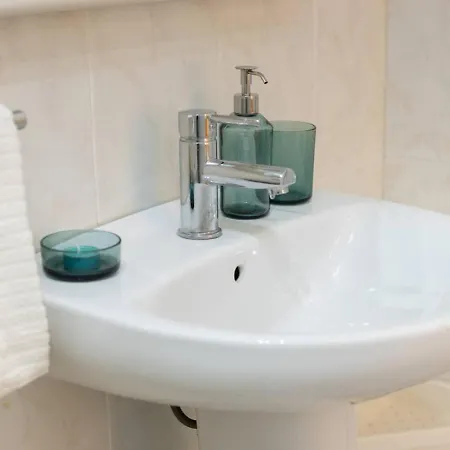 דירה Urban Oasis Minimal Design A.c. Perfect Location טורבייחה